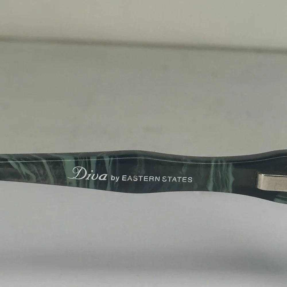 Diva by eastern
