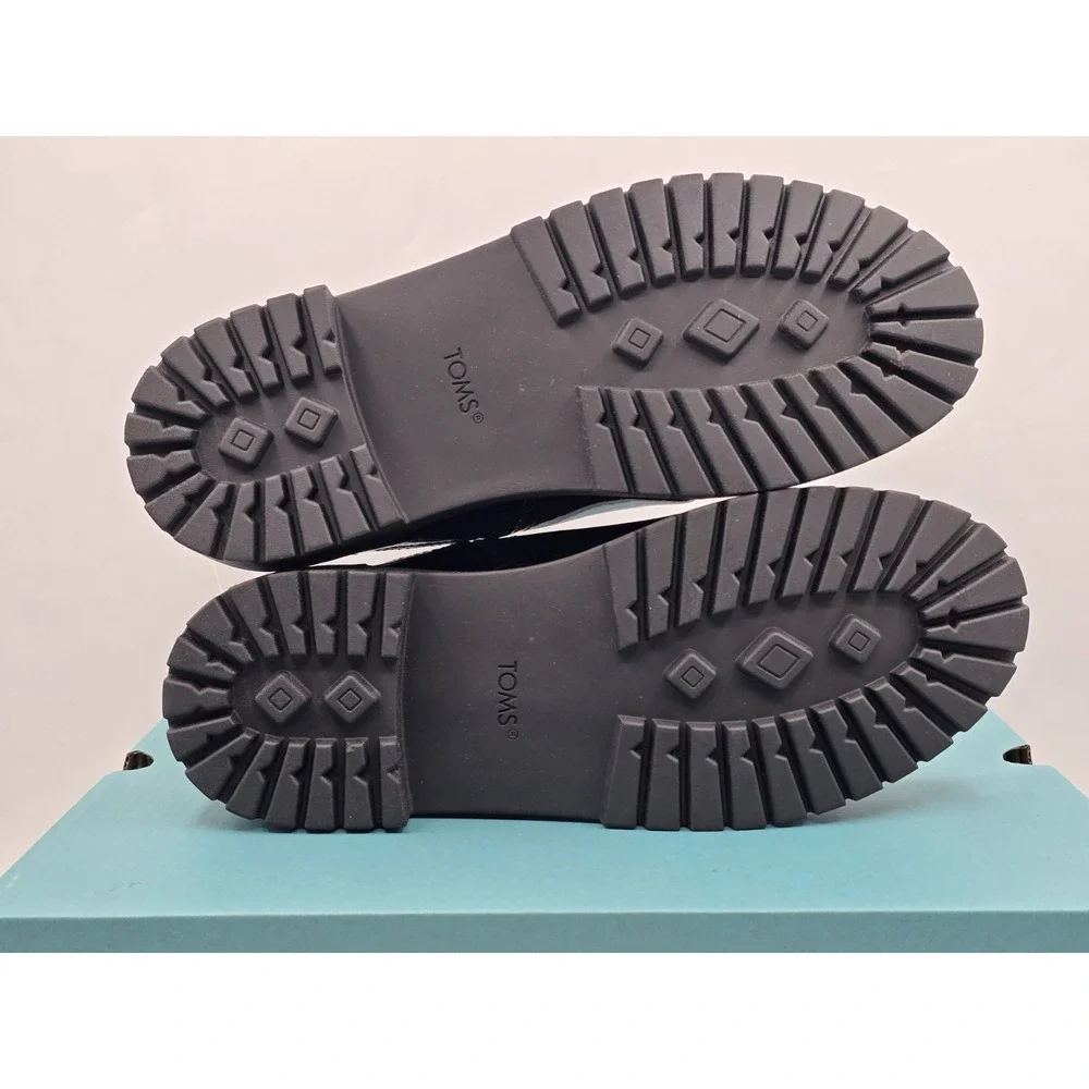 Toms strive some
