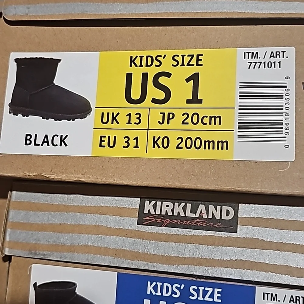 Kirkland Signature comment velcro last