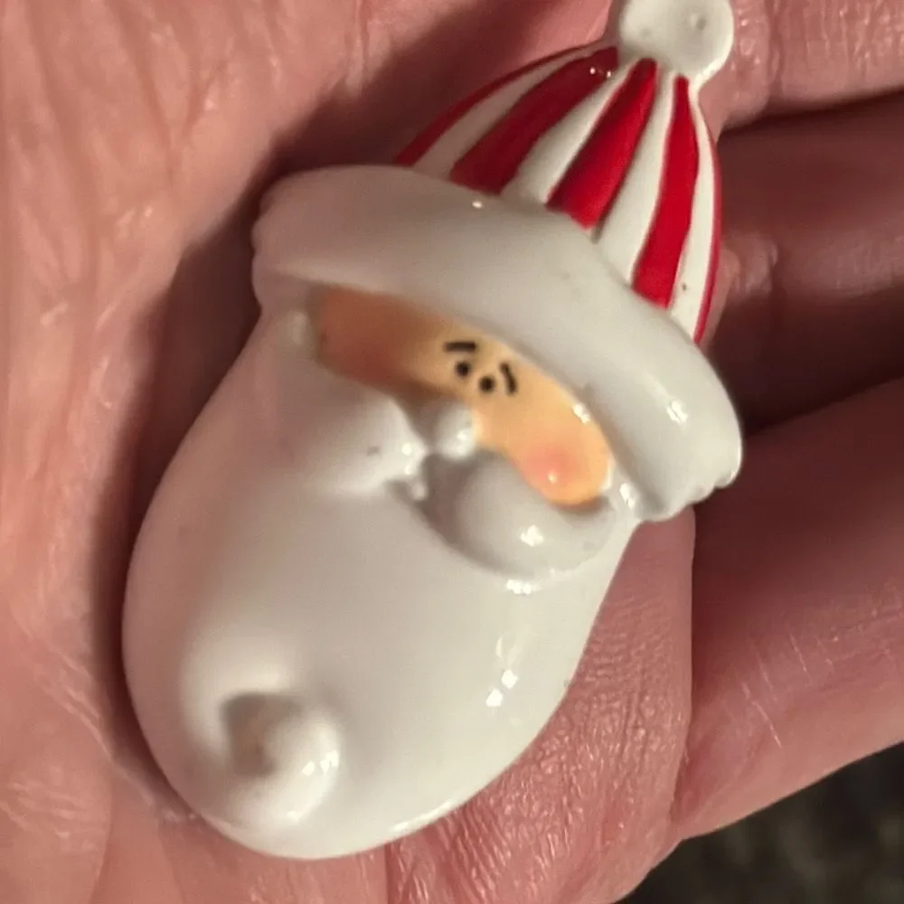 Santa Claus Brooch Pin