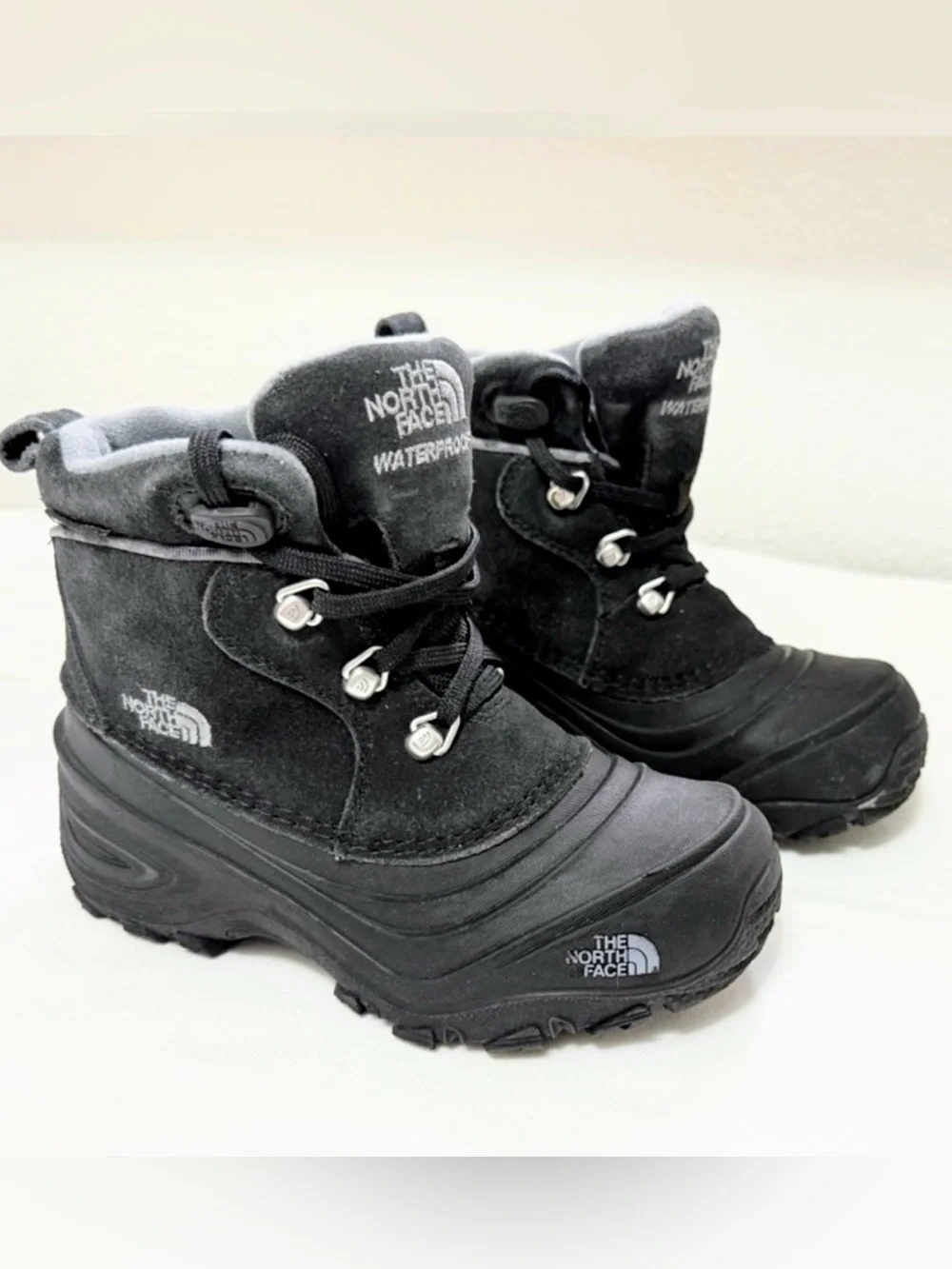 The North Face Waterproof Snow Boots Kids US 12 Black Winter