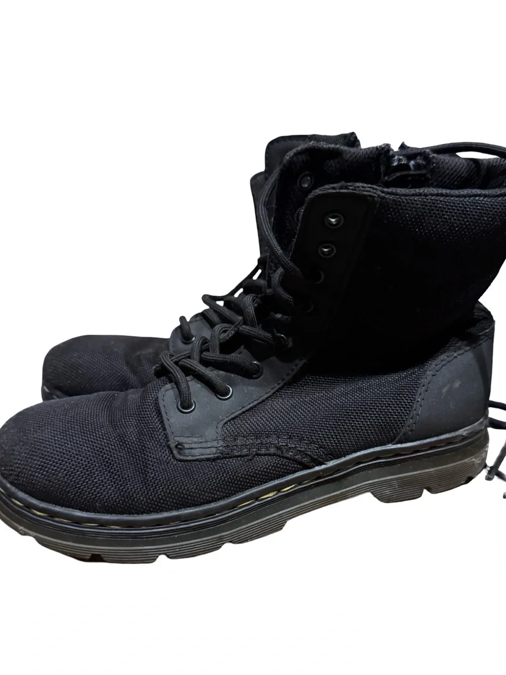 Dr. Martens reinforced secure pairs
