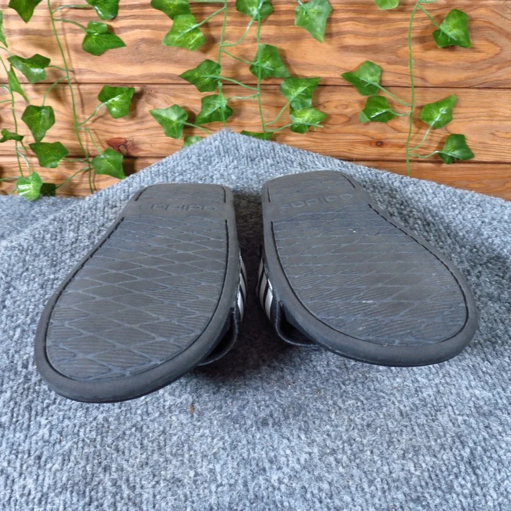 adidas Adilette Comfort Mens Slide Sandals Size‎ 5 Athletic Shower Black White