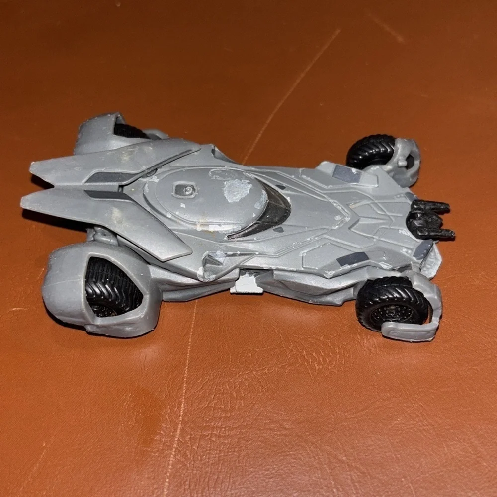 Hot Wheels exciting gray