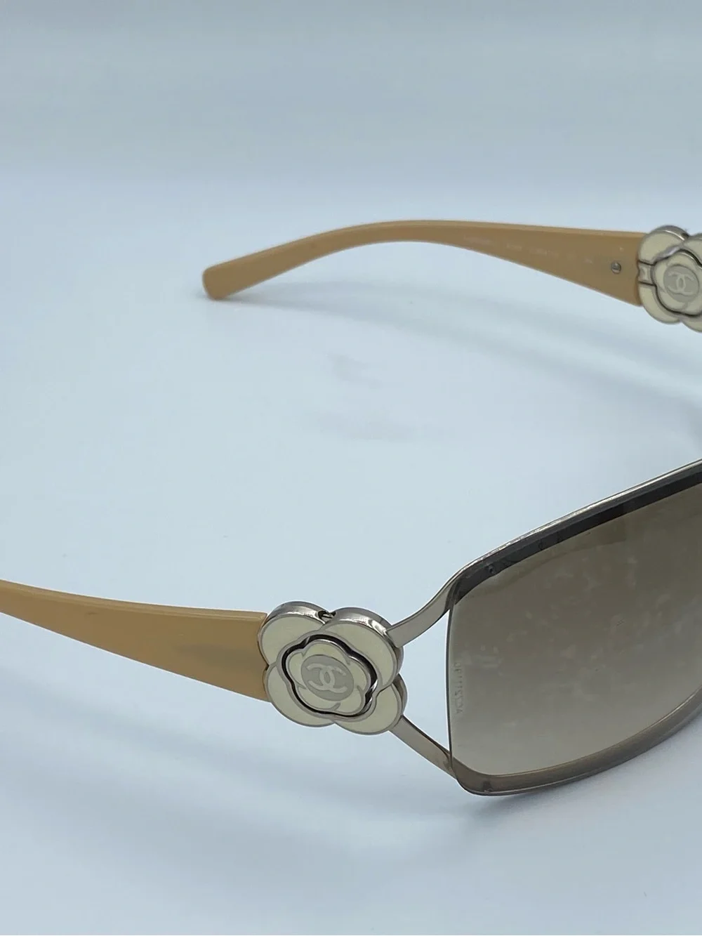 CHANEL shield sunglasses