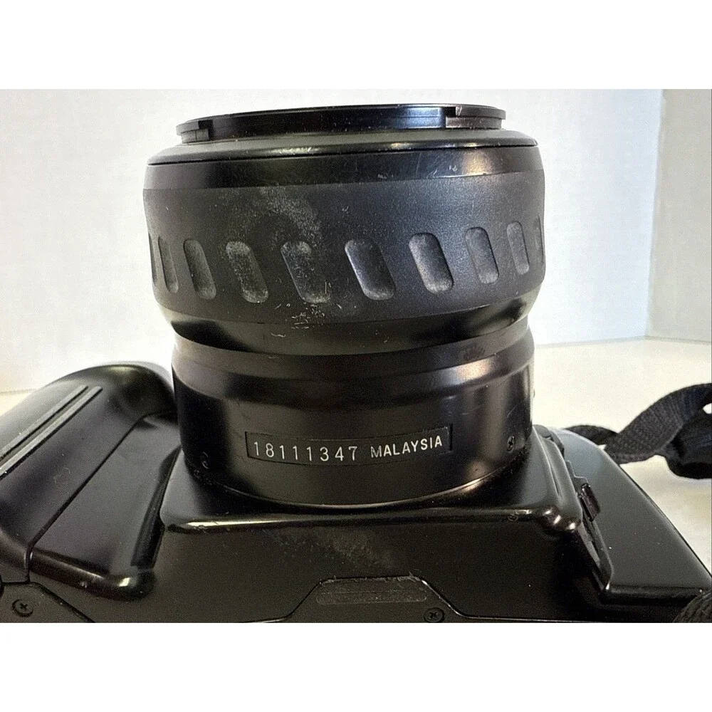 Vtg Minolta Maxxum 3xi W/Minolta AF 35-80 Power Zoom 0.5m/1.6ft Lens Not Tested