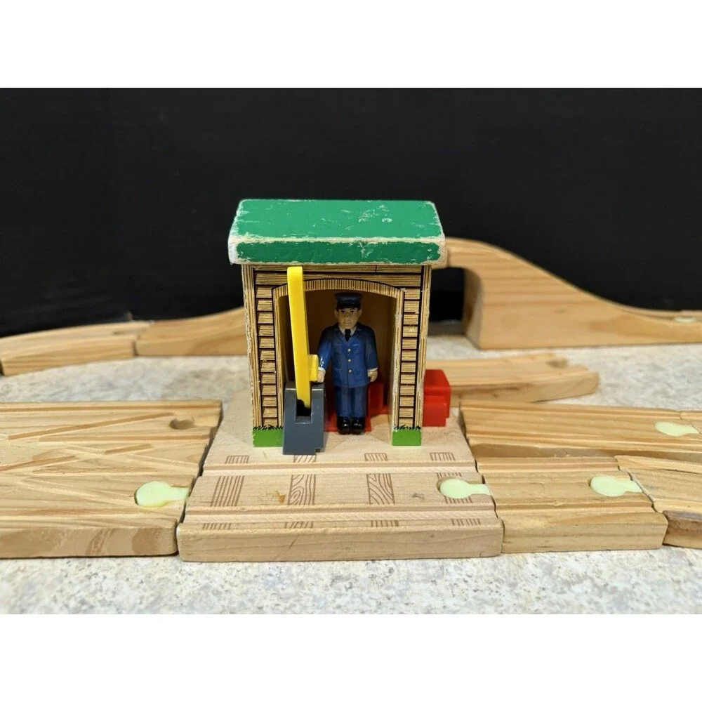 N/A large thomas