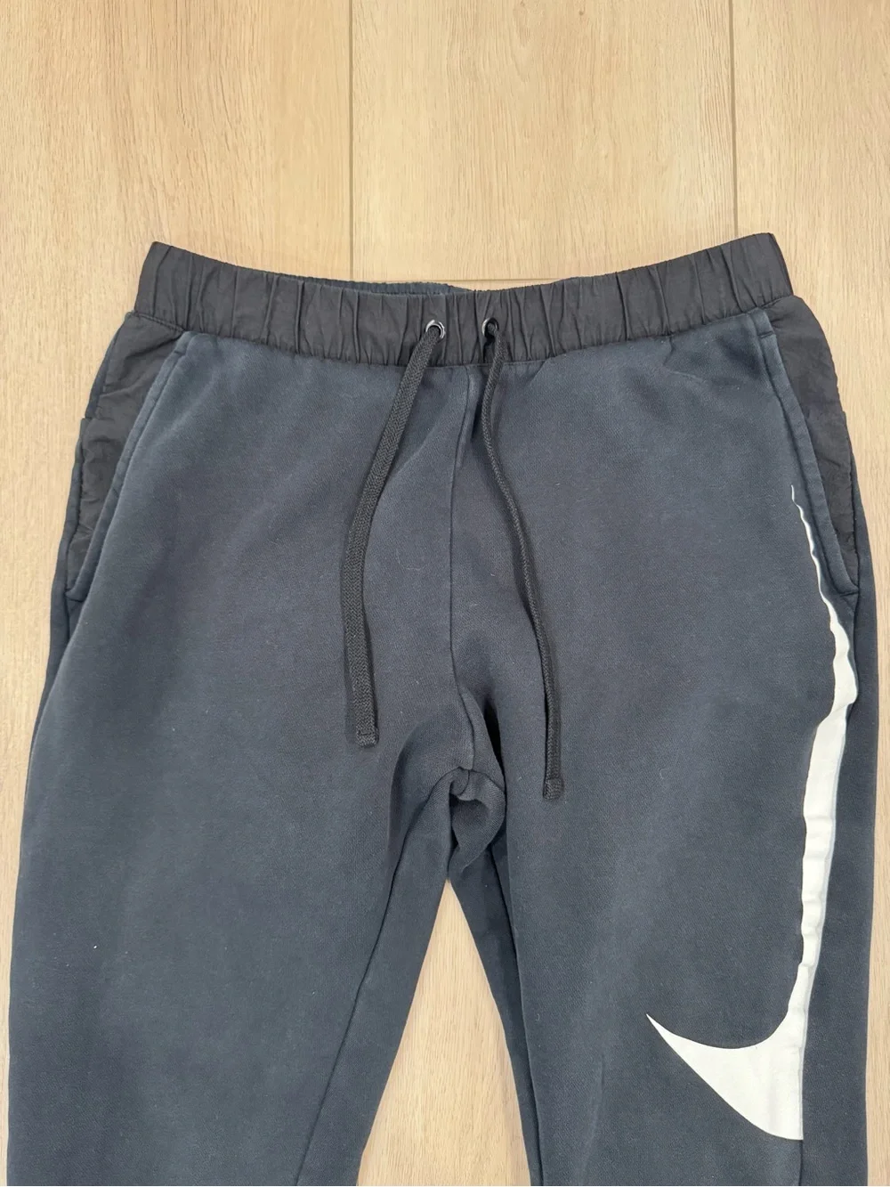 Nike soft black
