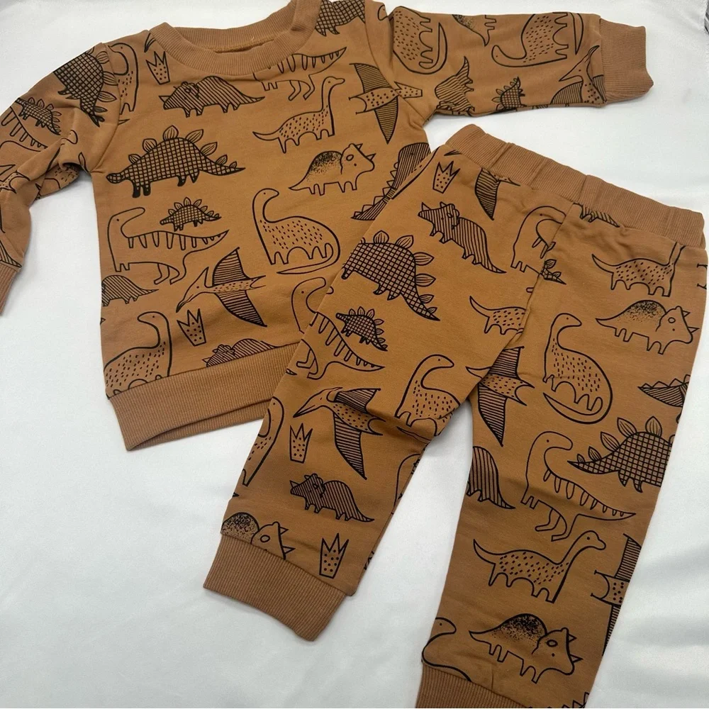 Baby dinosaur matching