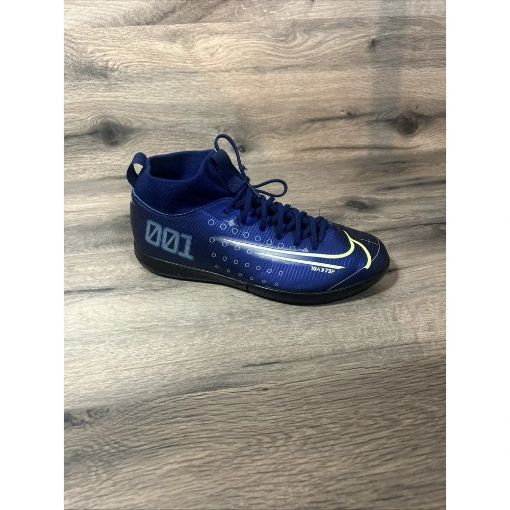 Nike superfly academy