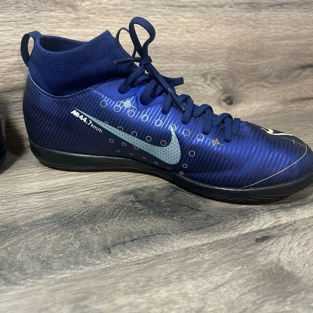 Nike superfly academy
