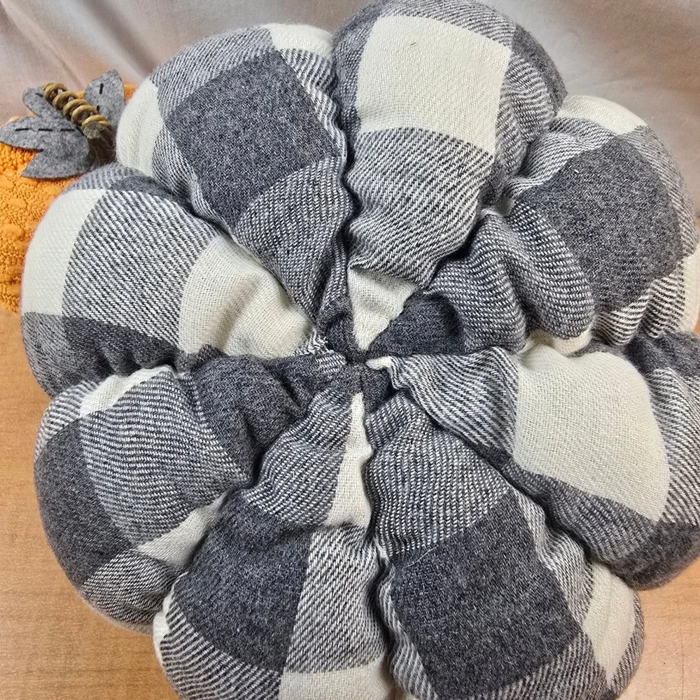 N/A these pumpkins