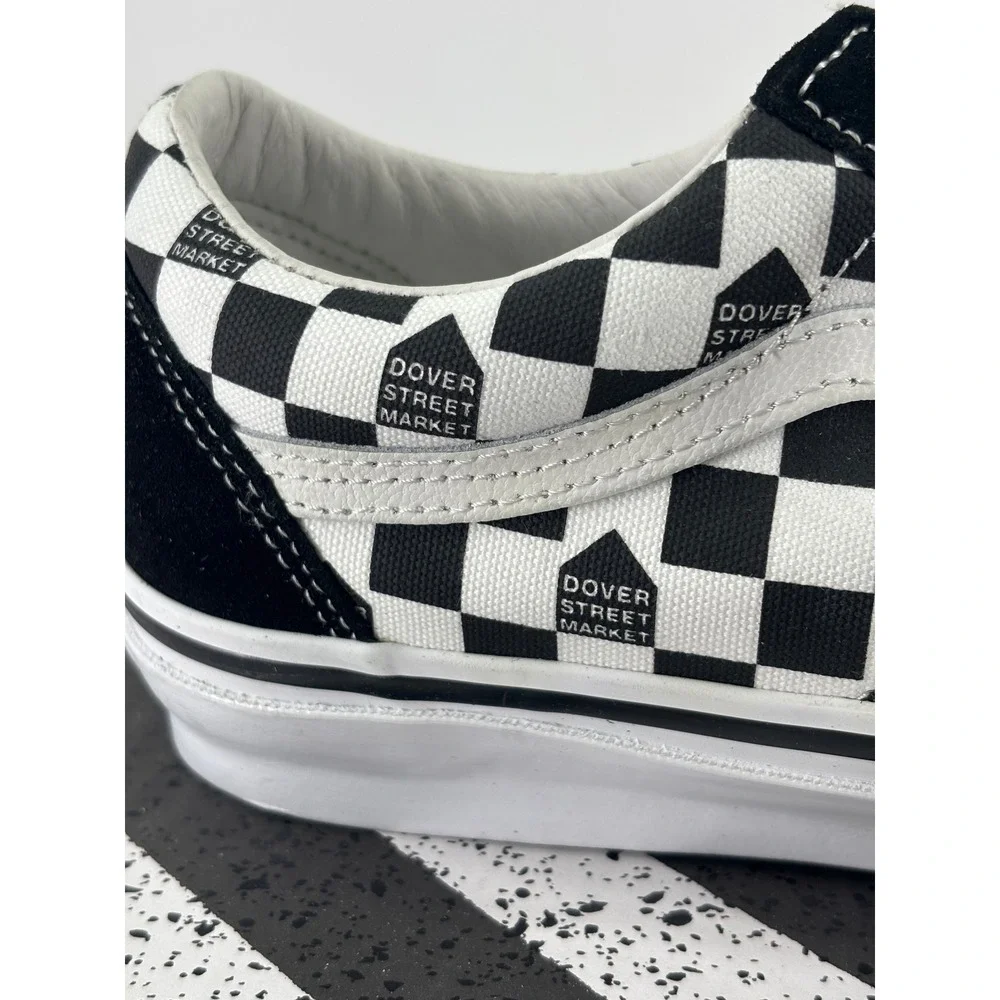 Vans black tags measurements