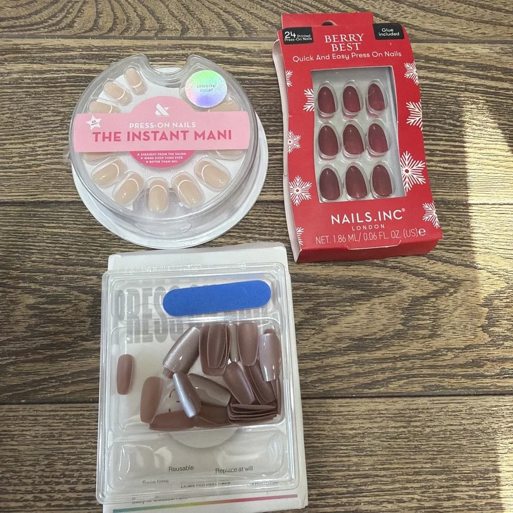 Instant Mani Press On Nails Pack Of 3 Coffin Almond Square Assorted Red Mauve