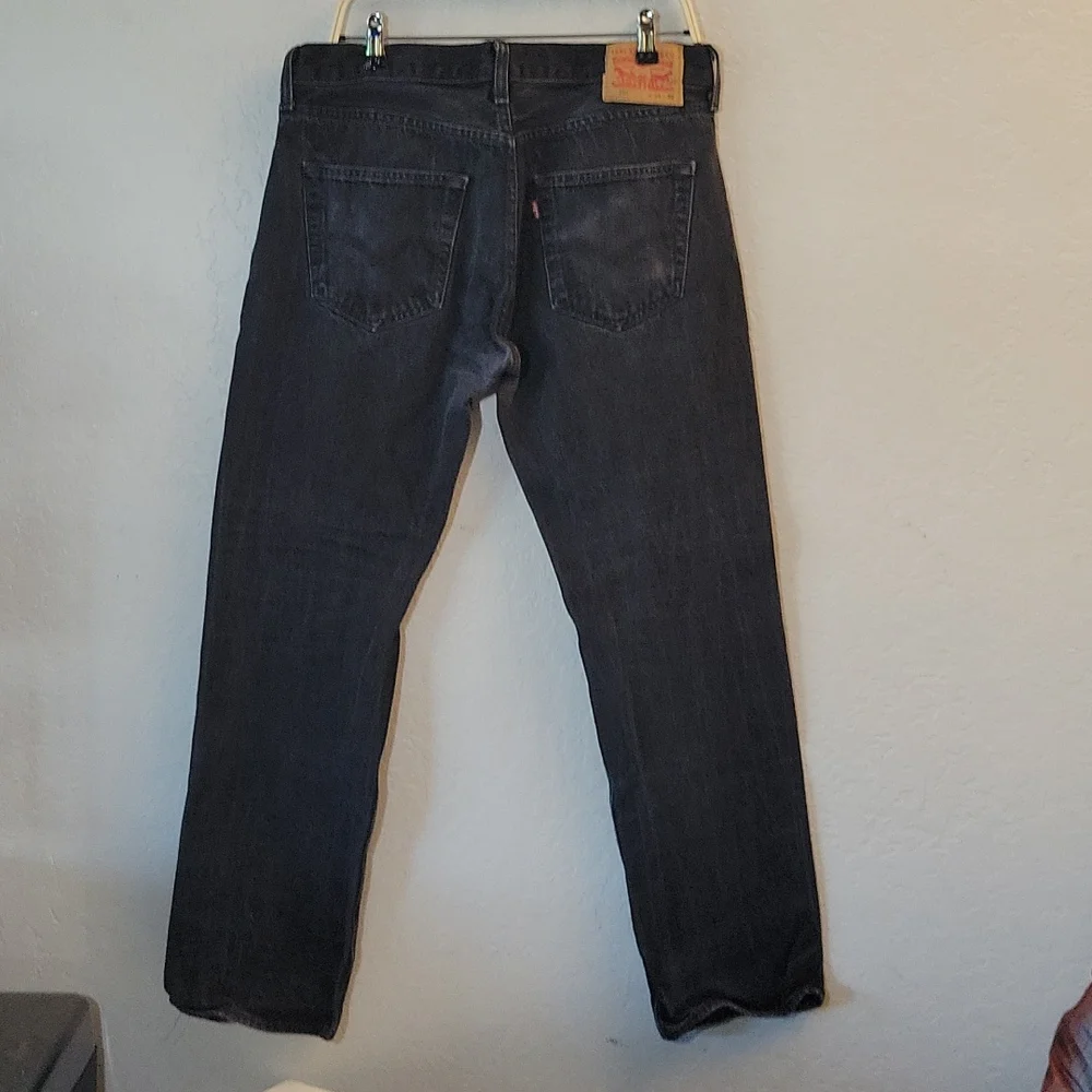 Levis broken site