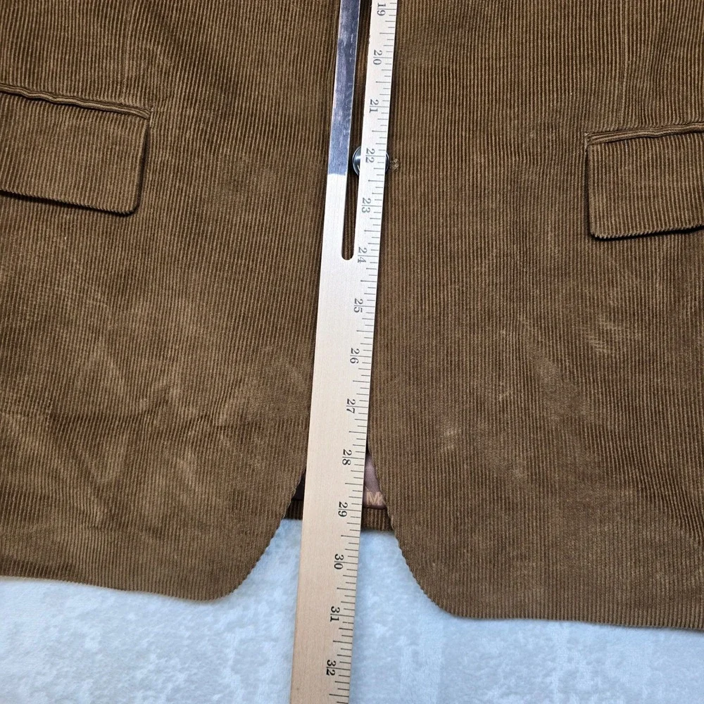 Michael Kors features lined