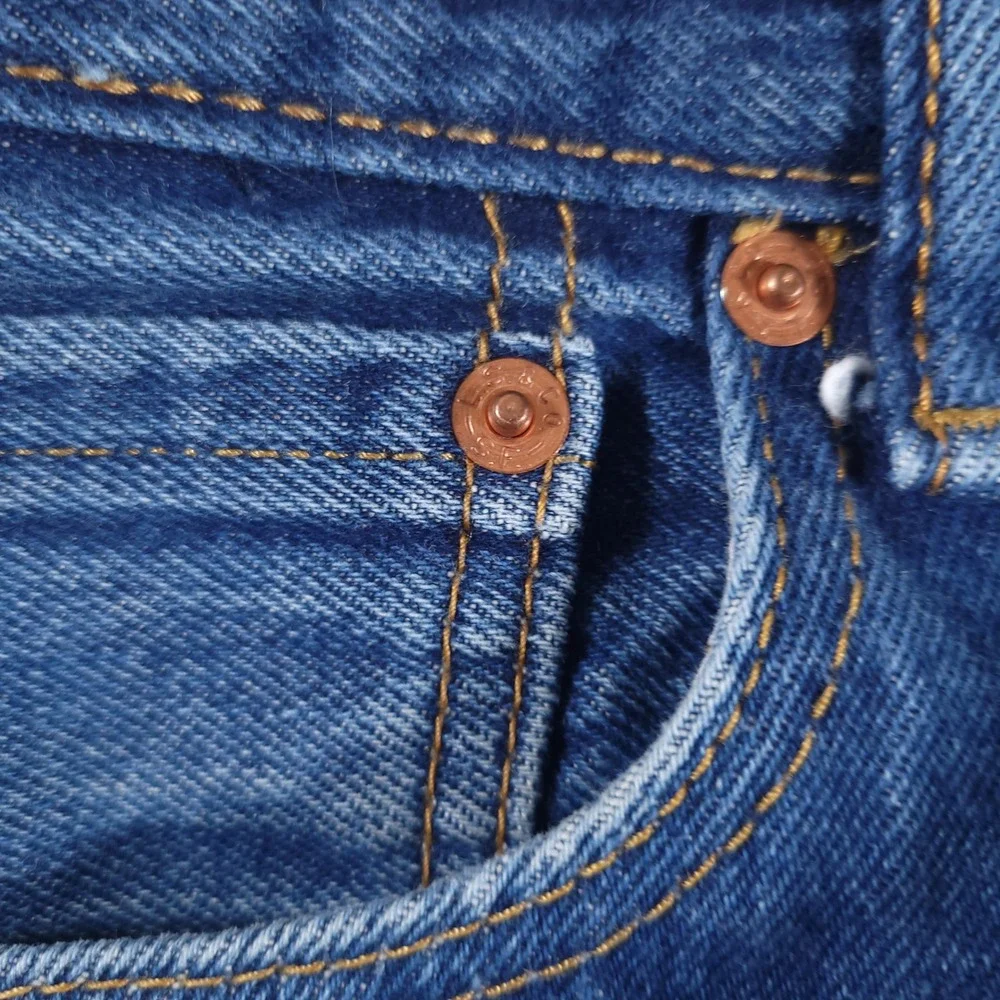 Levi's 501 Jeans Mens 36x30 (Fits 34x28) Blue‎ Button Fly Straight Leg Denim