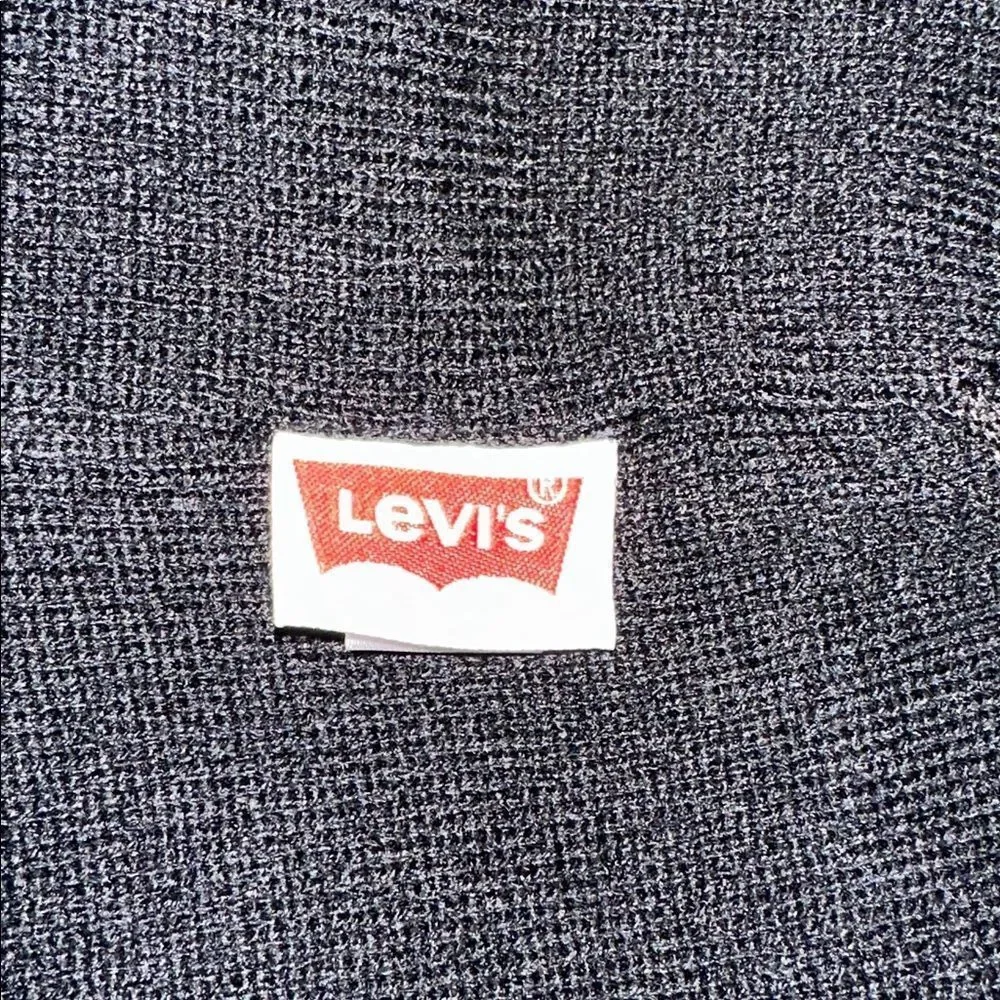 LEVI’S OS Unisex Black Brown Leather Patch Logo Knit Beanie Hat Superior Warmth