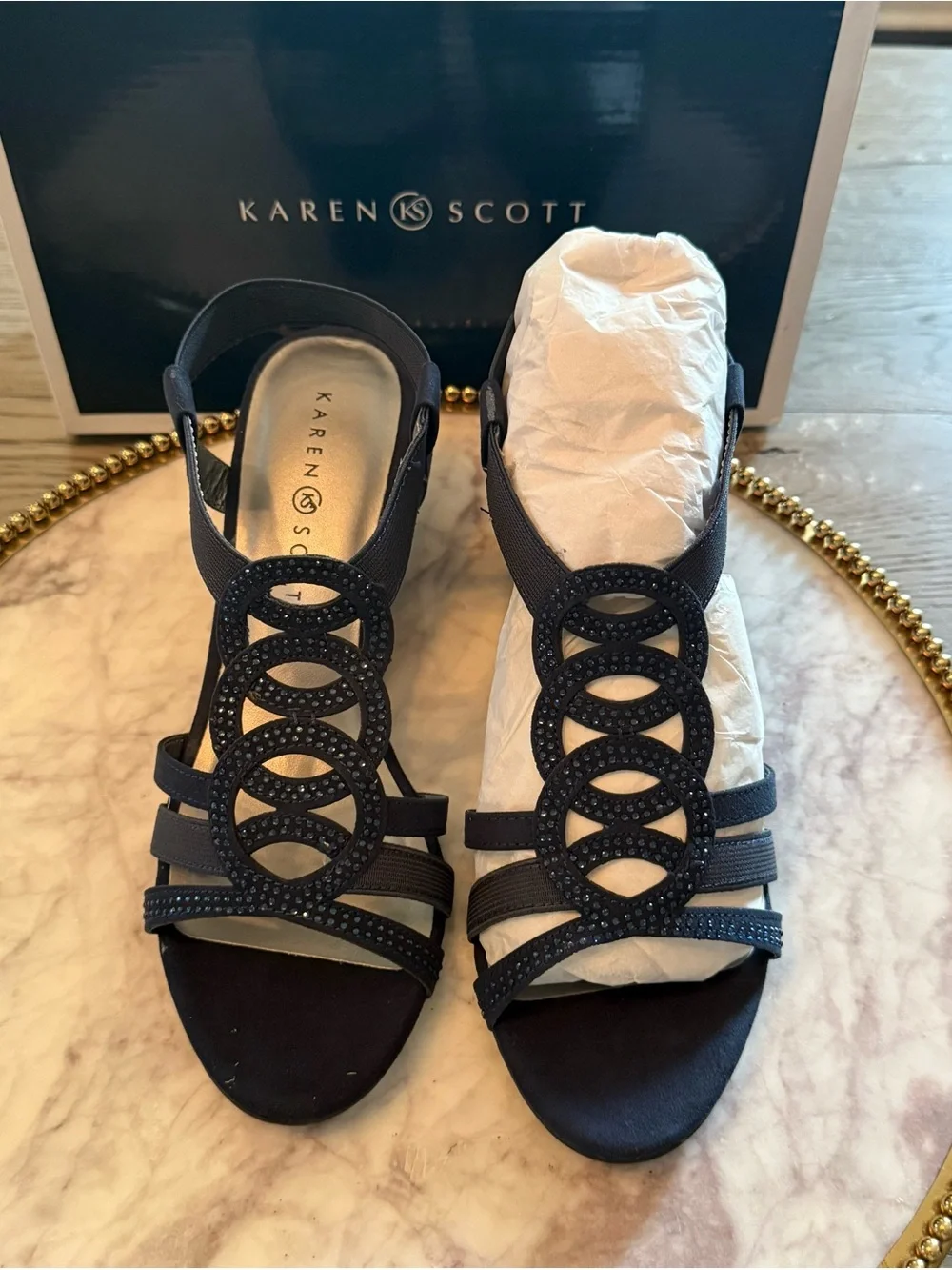 Karen Scott karen scott