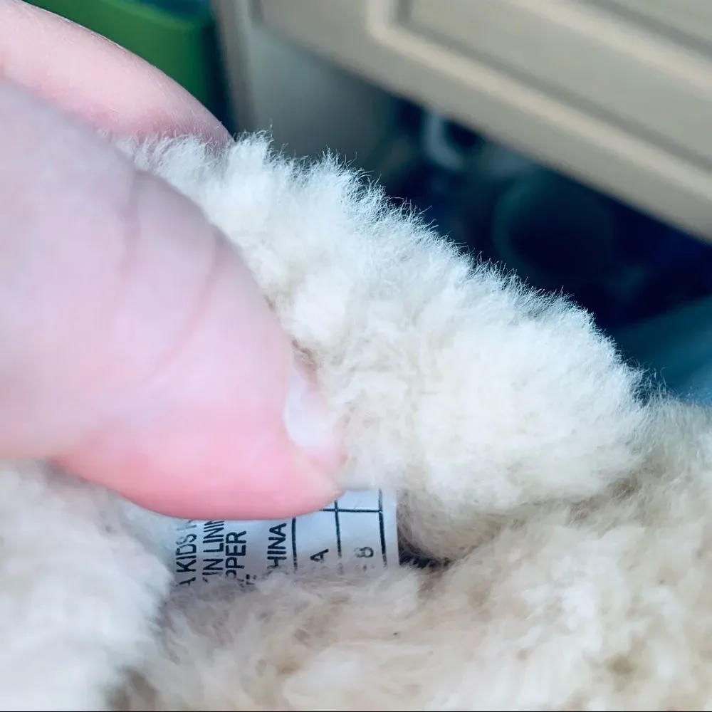 Emu leather rubber