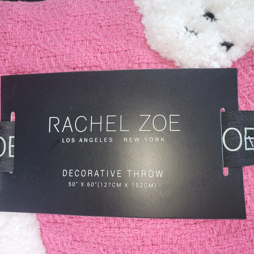 Rachel Zoe cozy up
