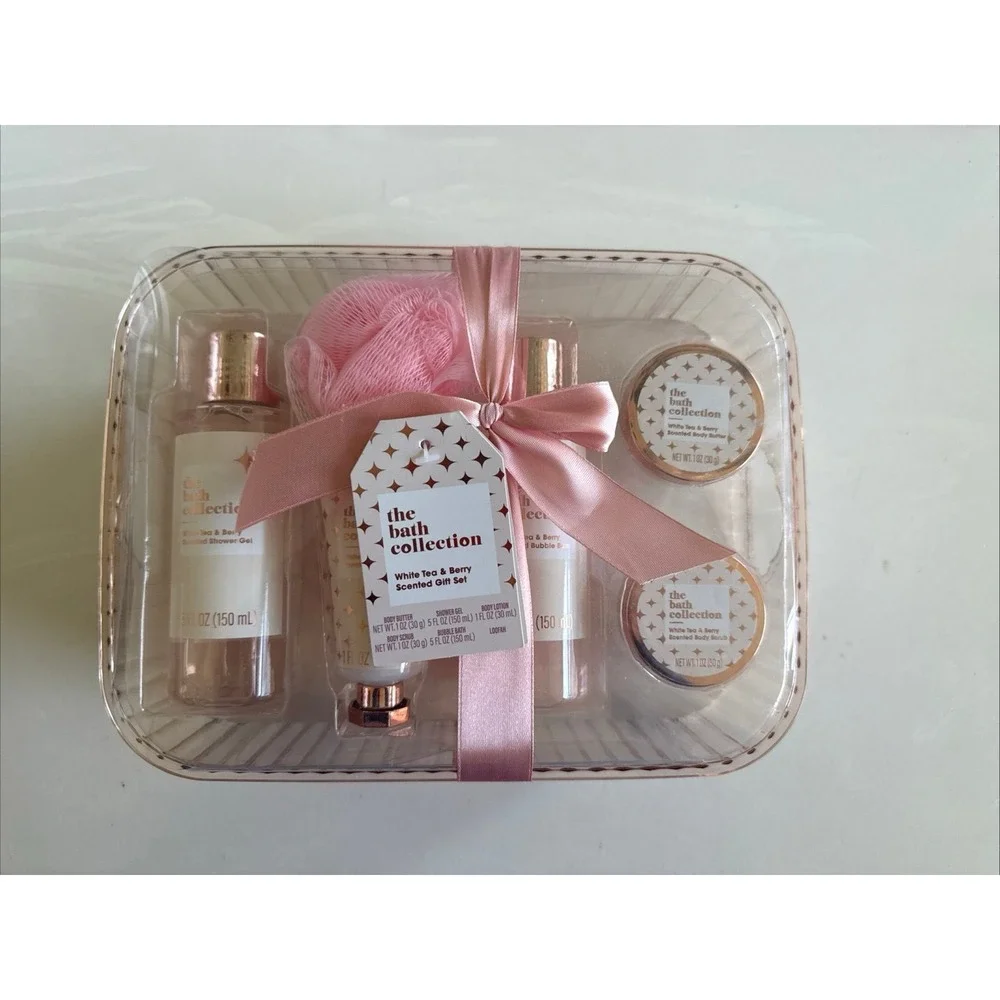 The Bath Collection White Tea and Berry Scented 6 Piece Spa Gift Set in Basket