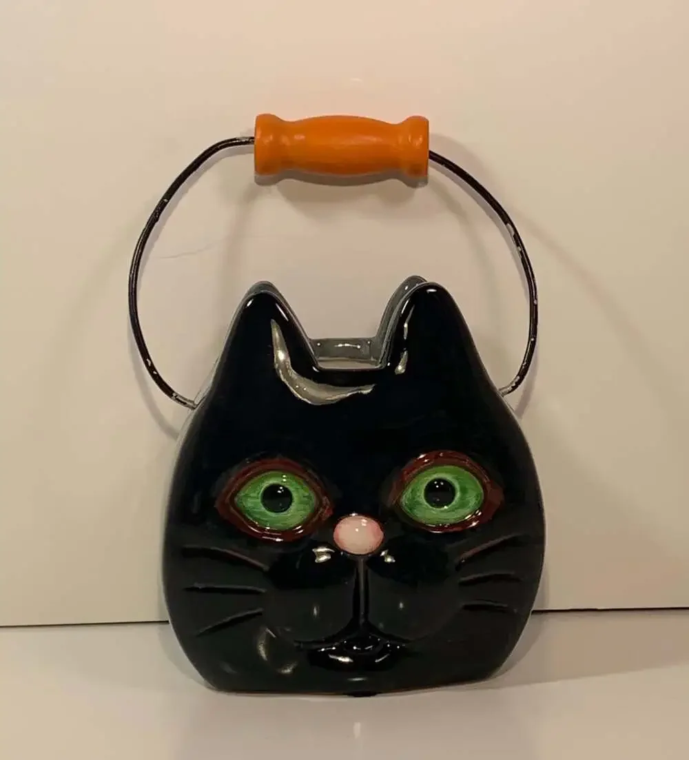 Black Cat Green Eyes  Halloween ceramic planter basket/vase decor
