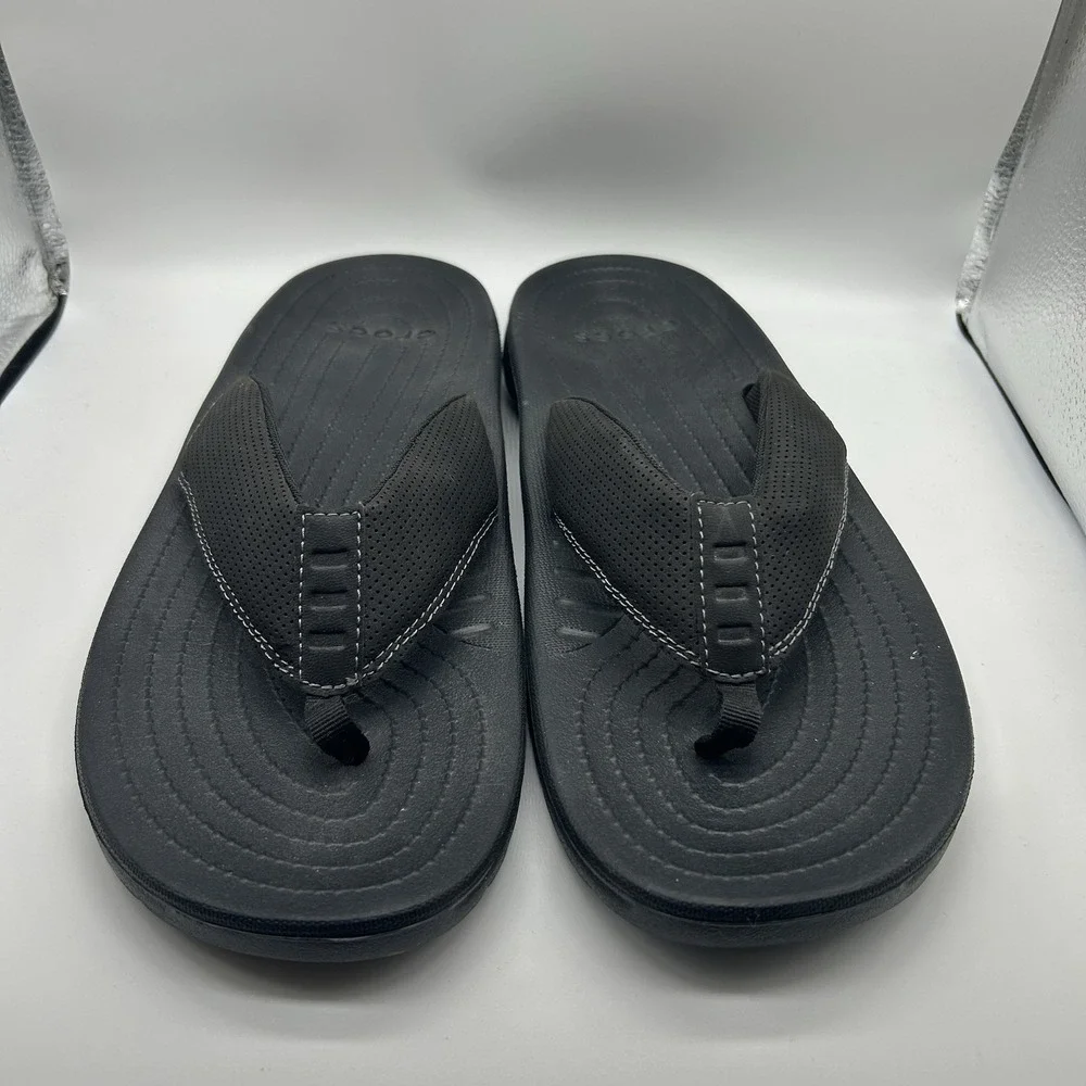 CROCS men size