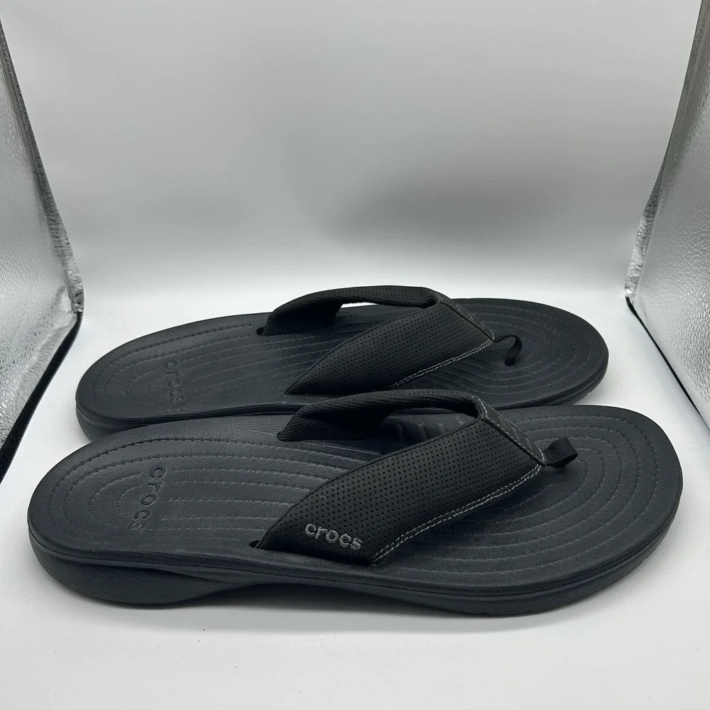 CROCS men size