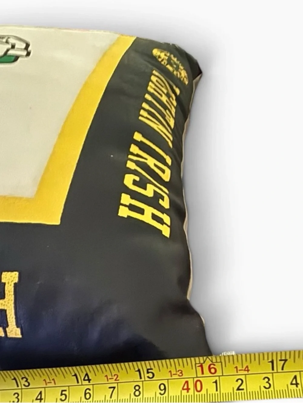 Vintage Notre Dame Fightin' Irish Leprechaun Stadium Pillow 16” x 16” EUC