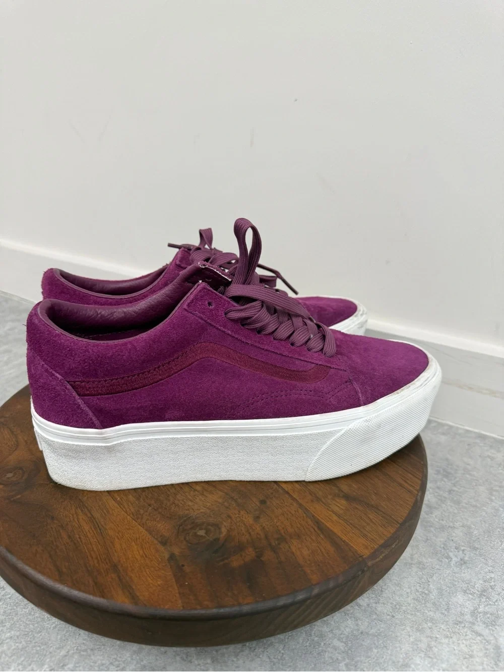 Vans plum suede