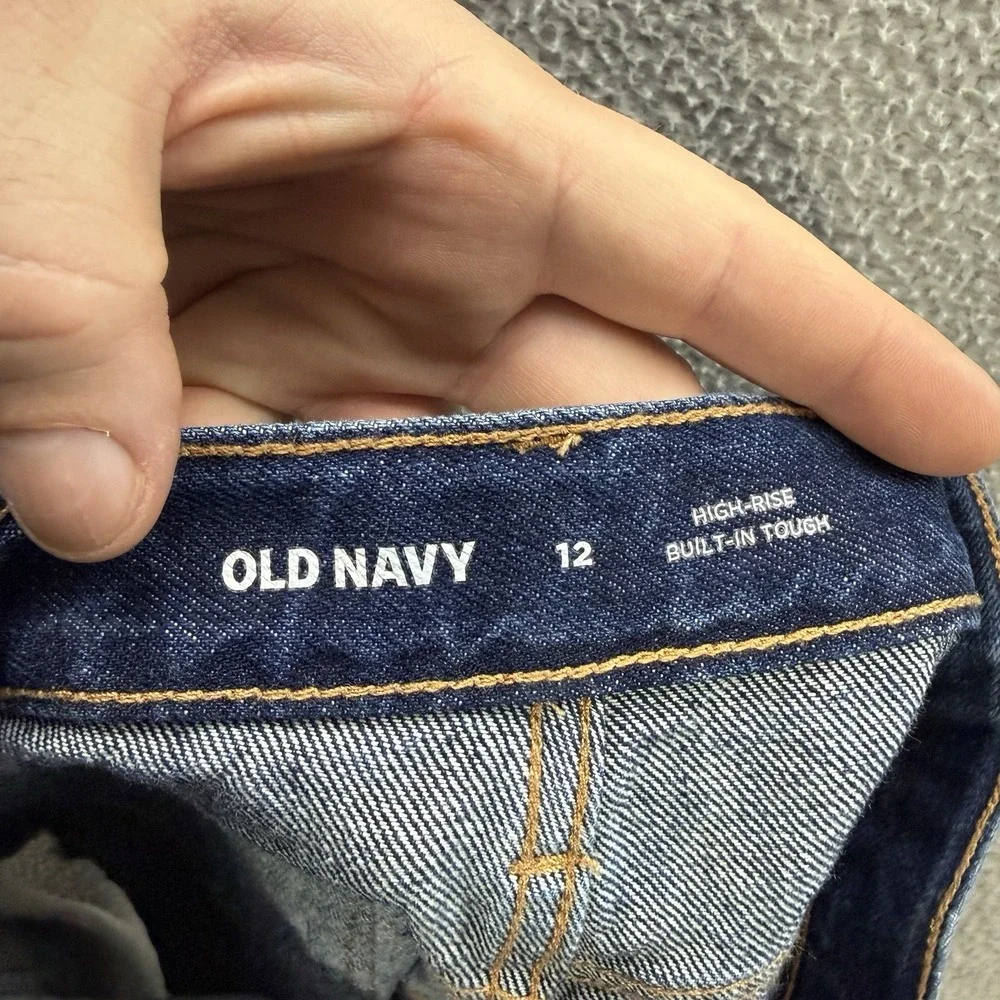 Old Navy high 12 built