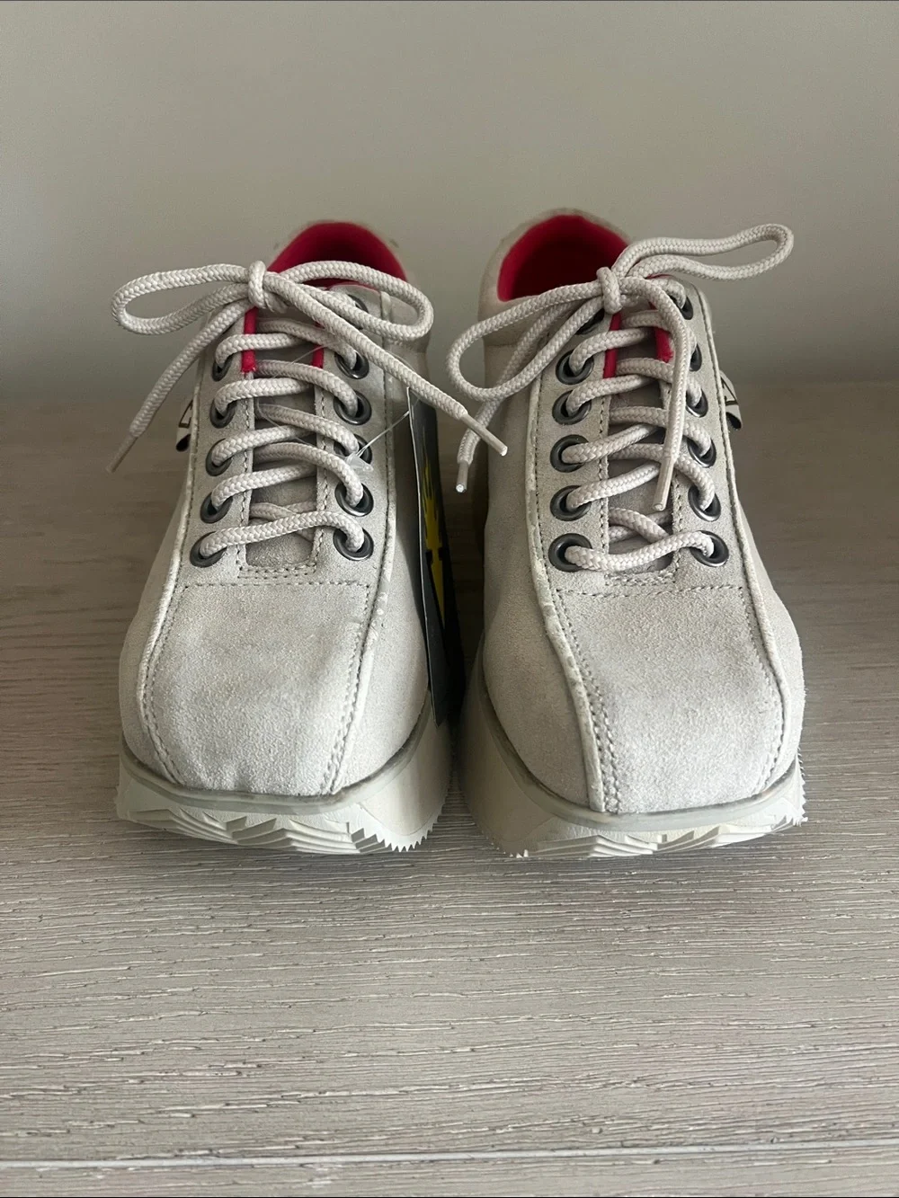 Volatile tan sneaker