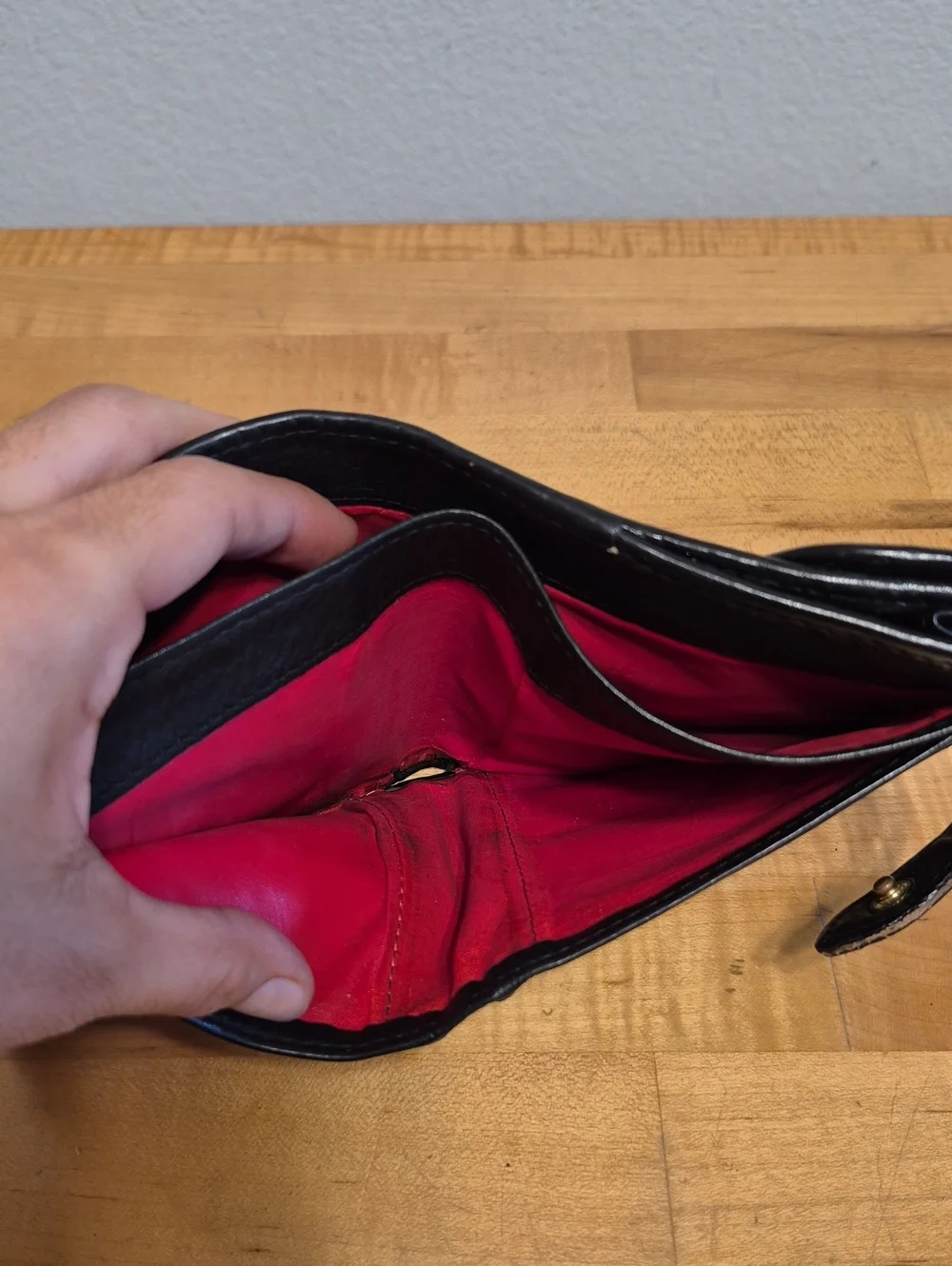 Dooney & Bourke good coin