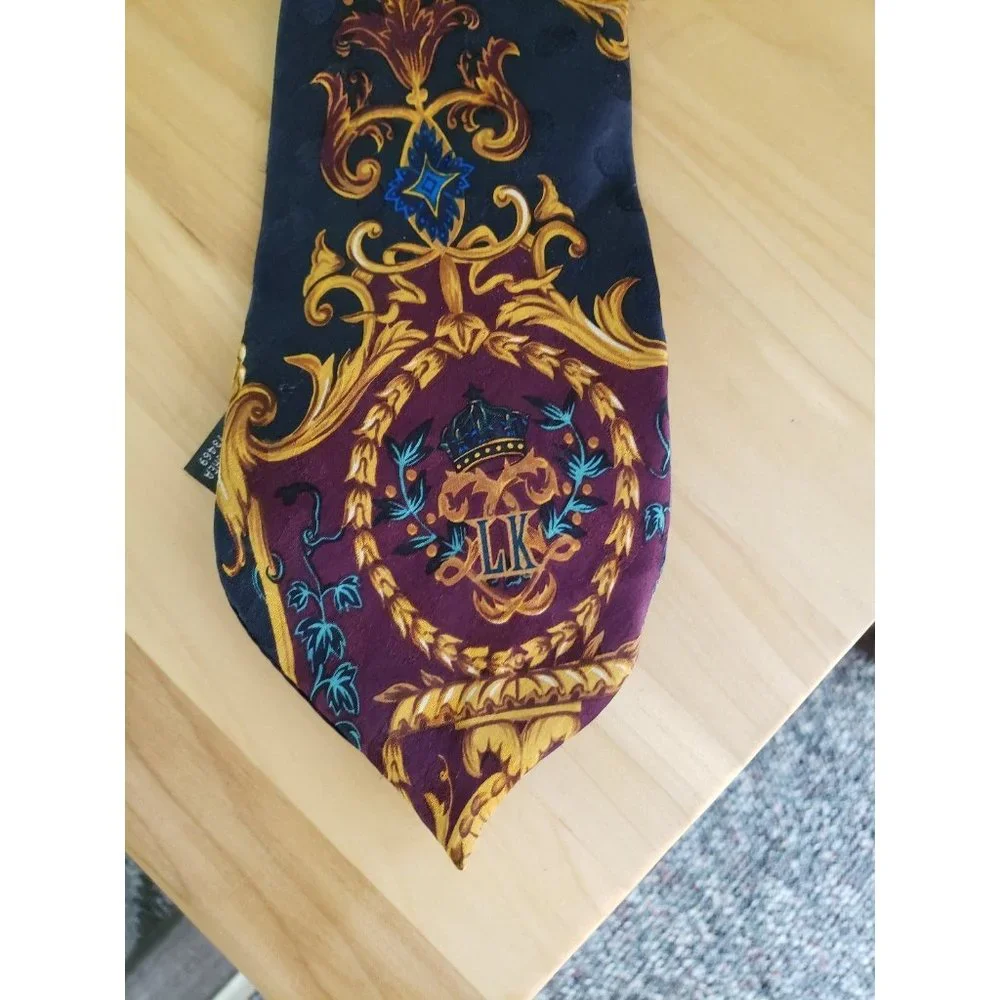 Disney this tie