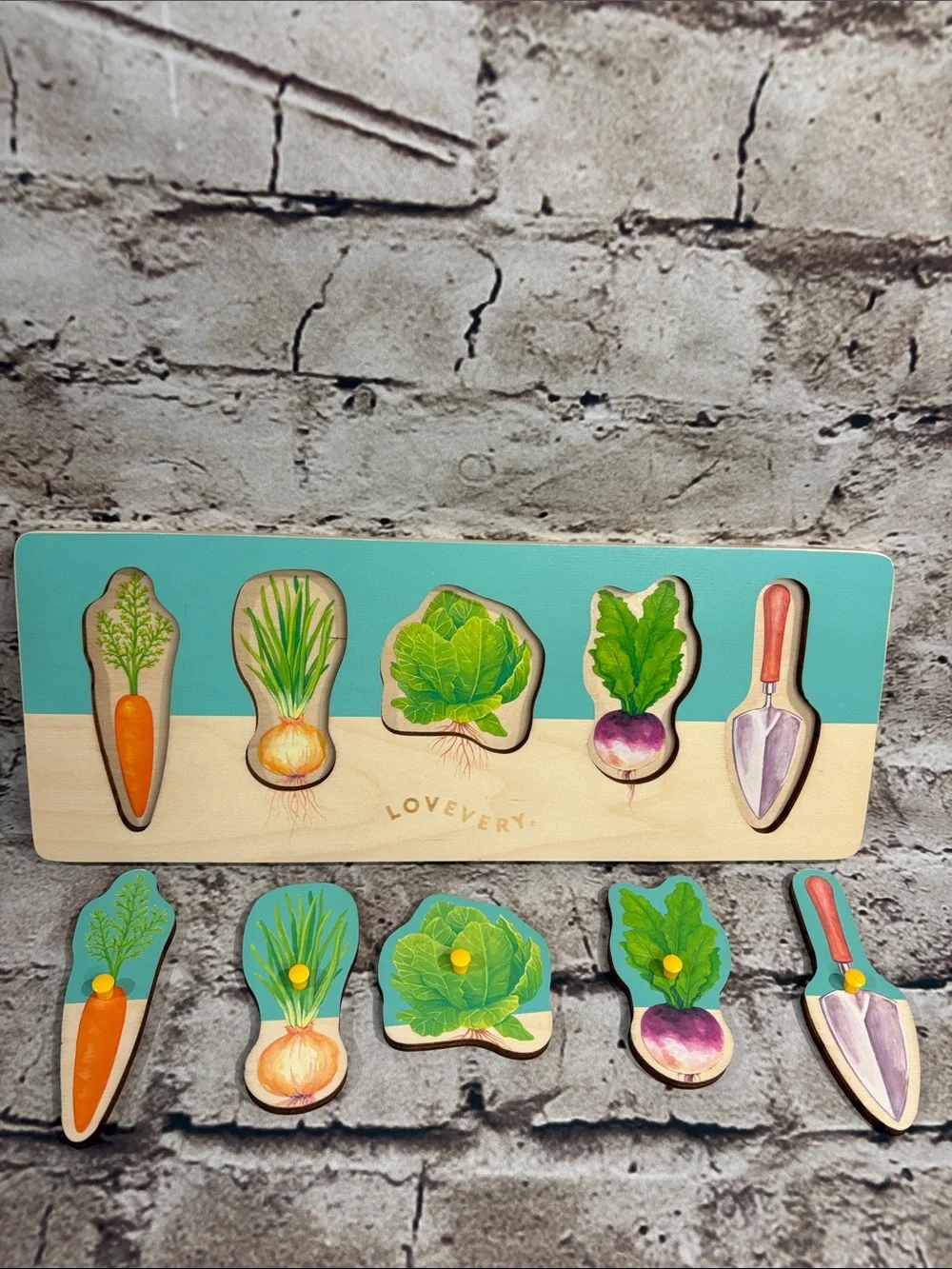 LOVEVERY wooden peg