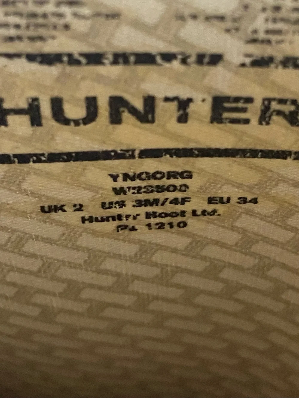 Hunter Matte Tall Rubber Rain Boots Brown Kids size 3 M/4 F