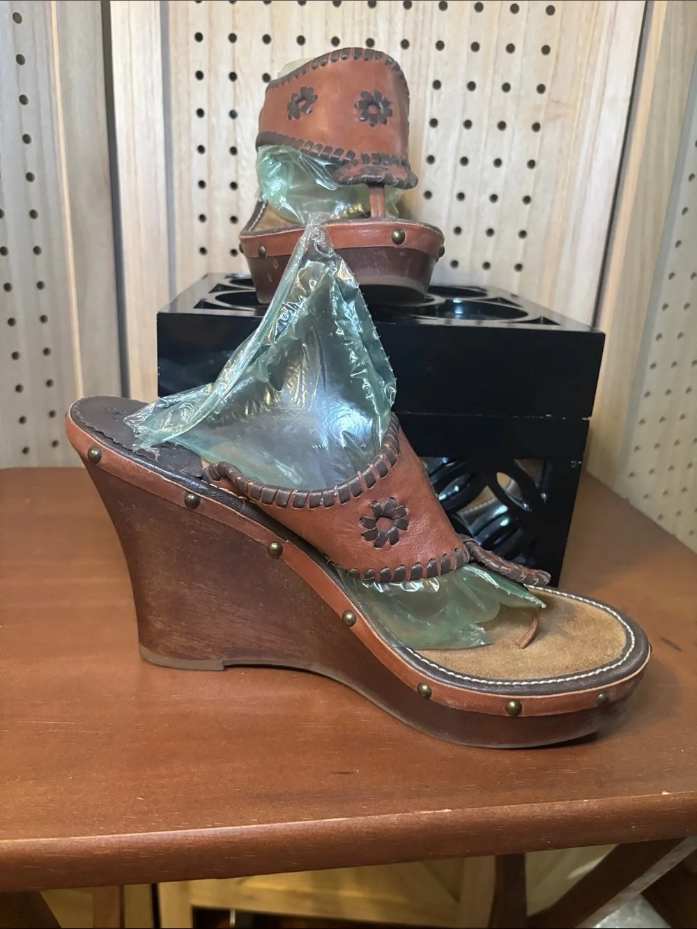 Jack Rogers Brown Leather & wood Navajo Floral Wedge Sandals