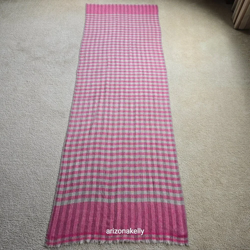 N/A wear scarves