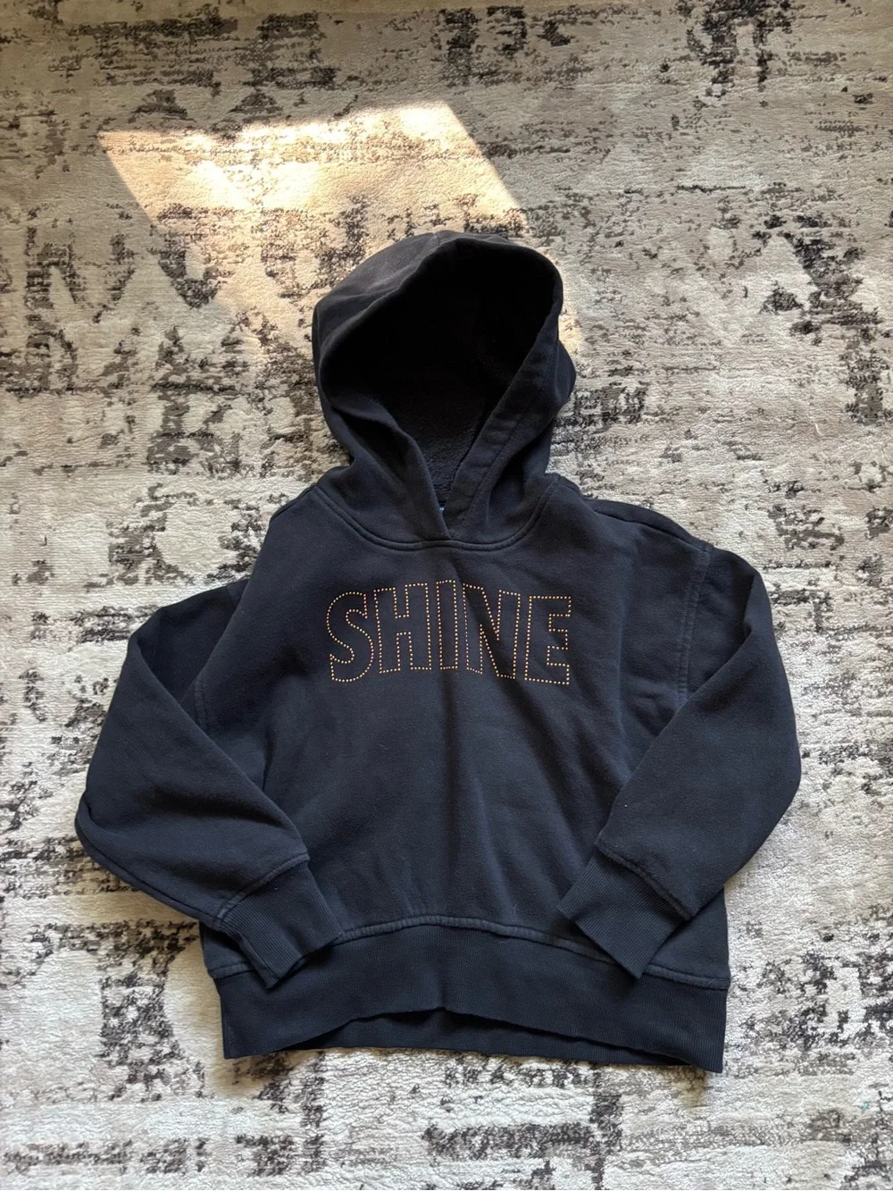 S (6/7) Old Navy Girls Hoodie ”SHINE”