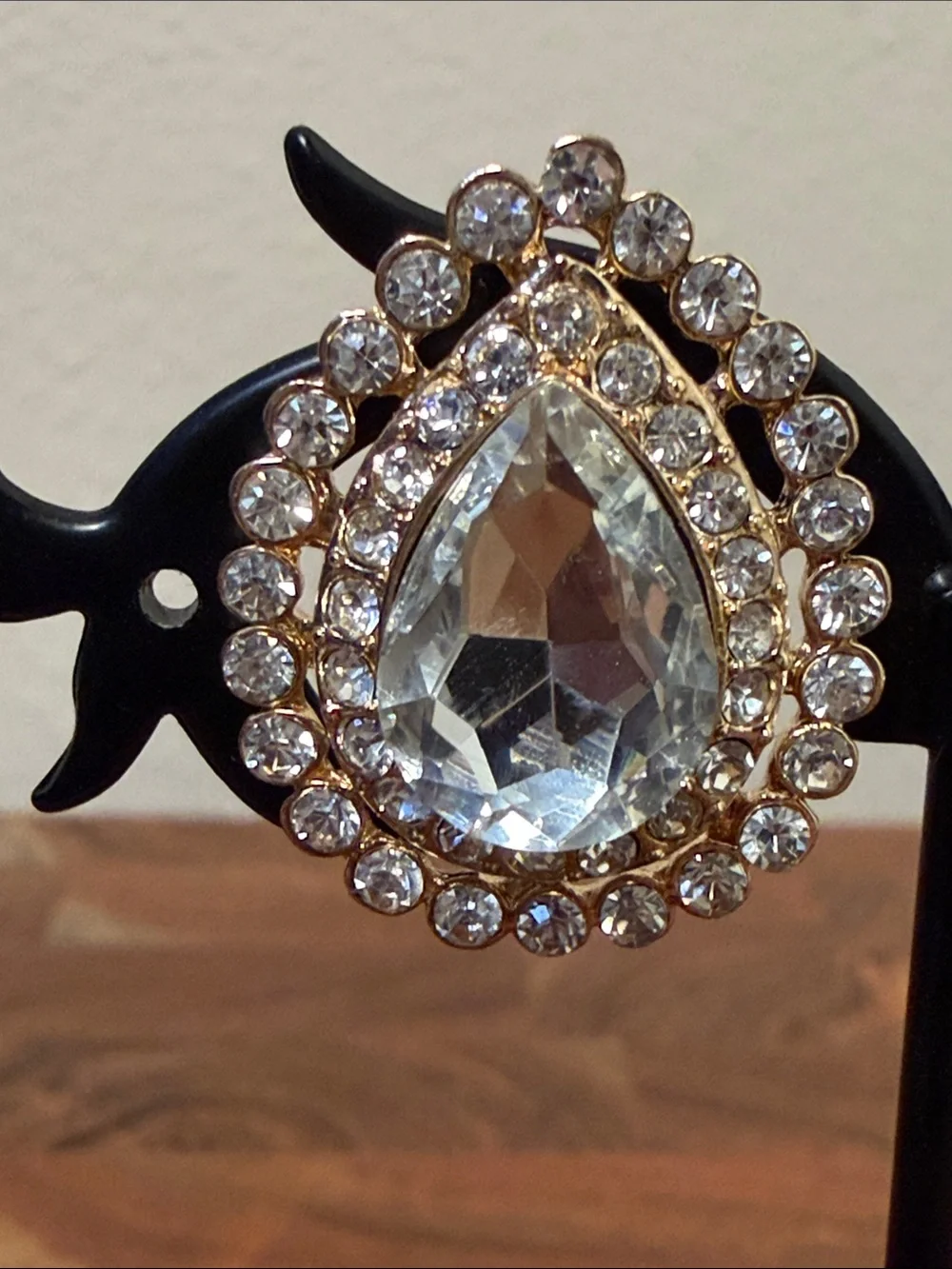N/A pave crystal