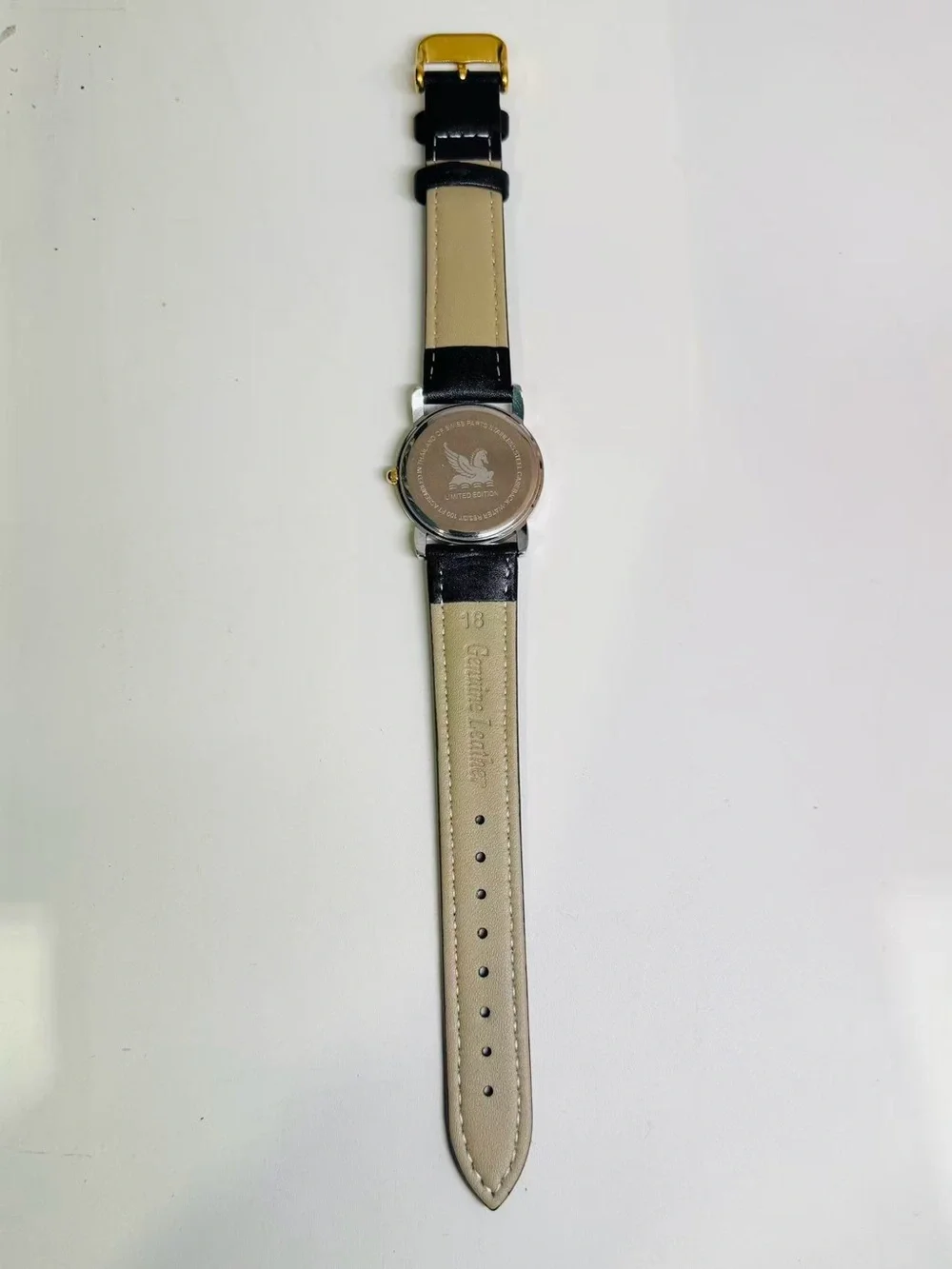 Vintage Tourneau Women’s Quartz Watch Leather Strap 30mm New Battery Runs