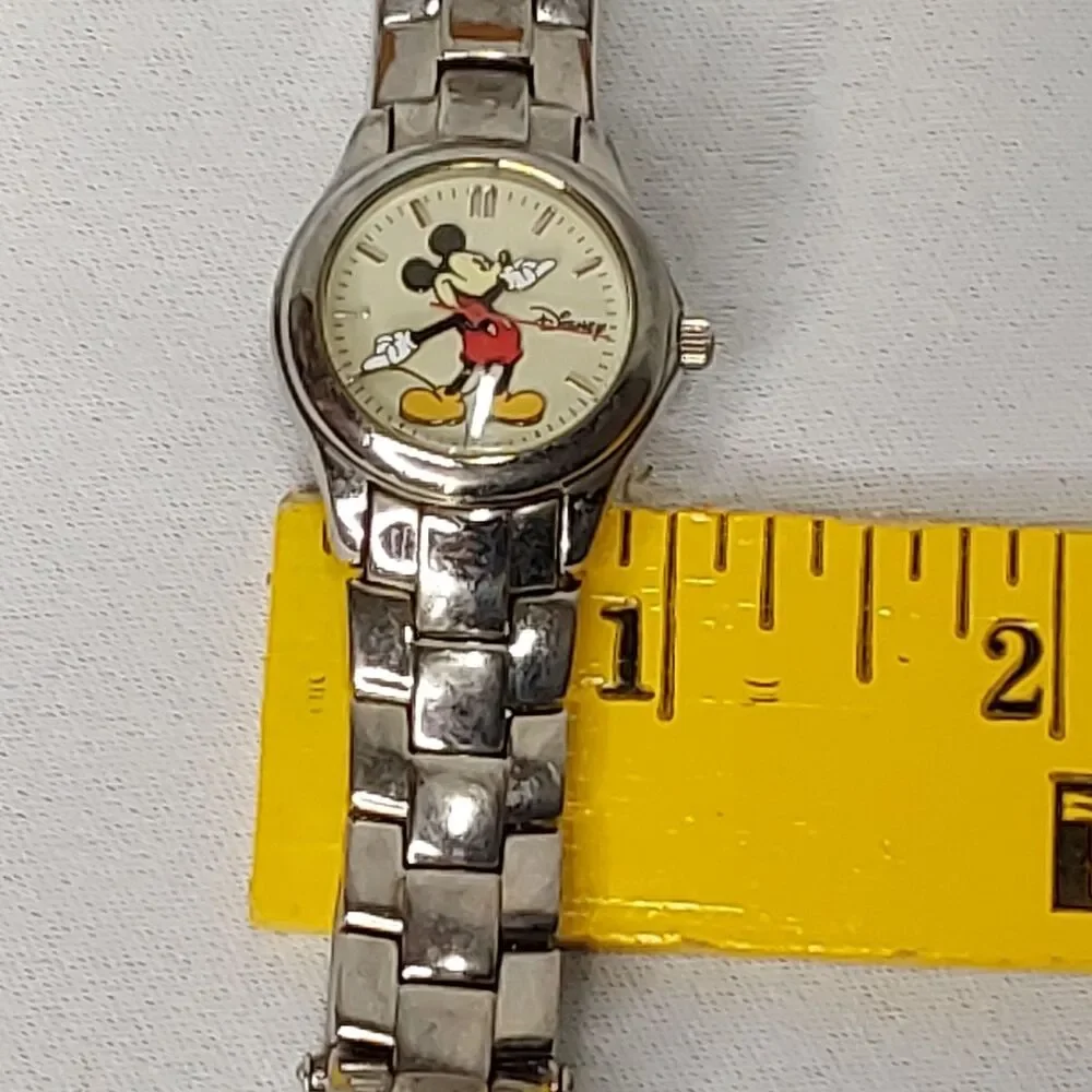 Disney SII Mickey Mouse Women's Silver Tone Vintage Watch MU0928