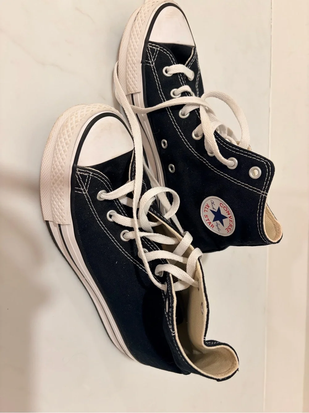 Converse All Stars durable black