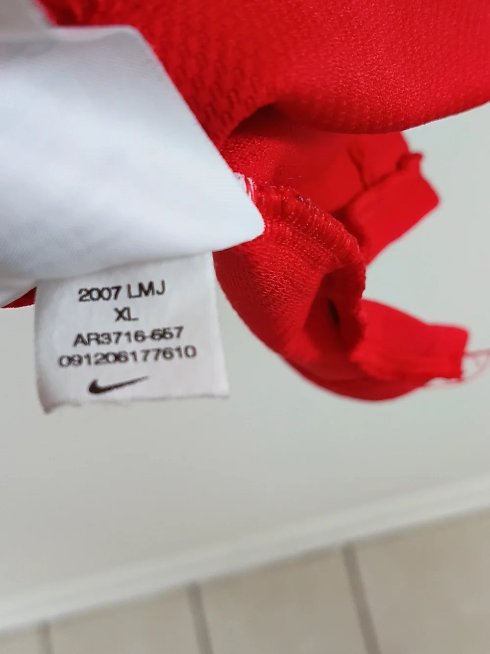 Nike lightweight quarter