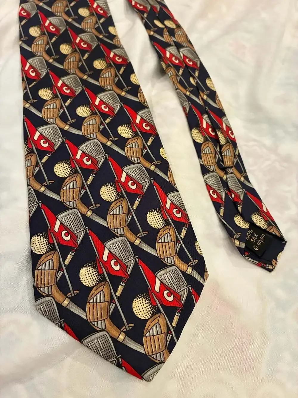 Vintage Alynn Neckwear Golf 100% Silk Necktie Navy Blue Clubs Balls Flags
