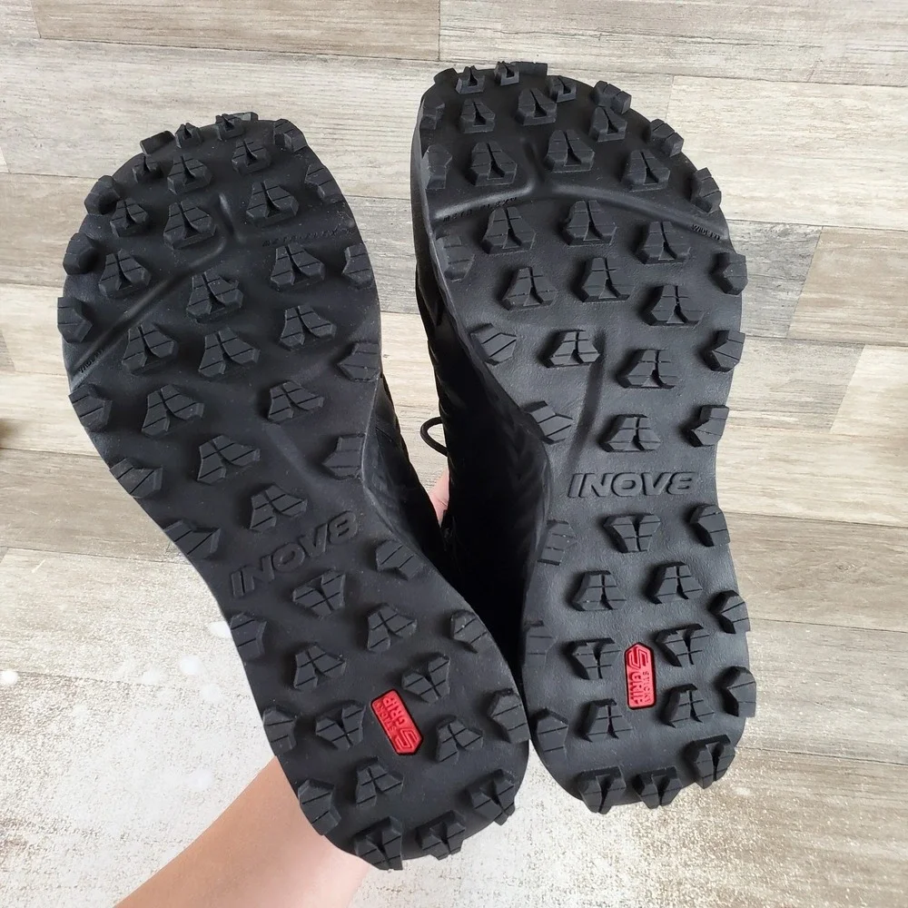 Inov-8 reposhing shoes
