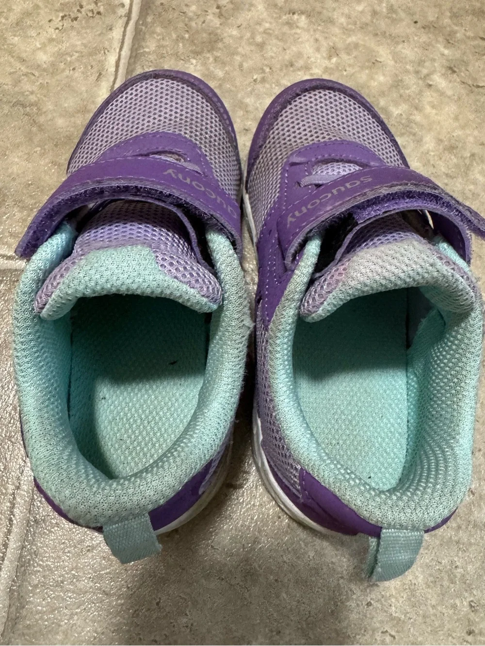 Saucony durable kids