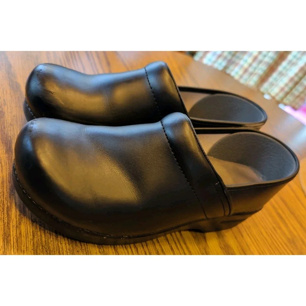 Women's Dansko Professional Clogs Black Size EU 41 US 10/10.5