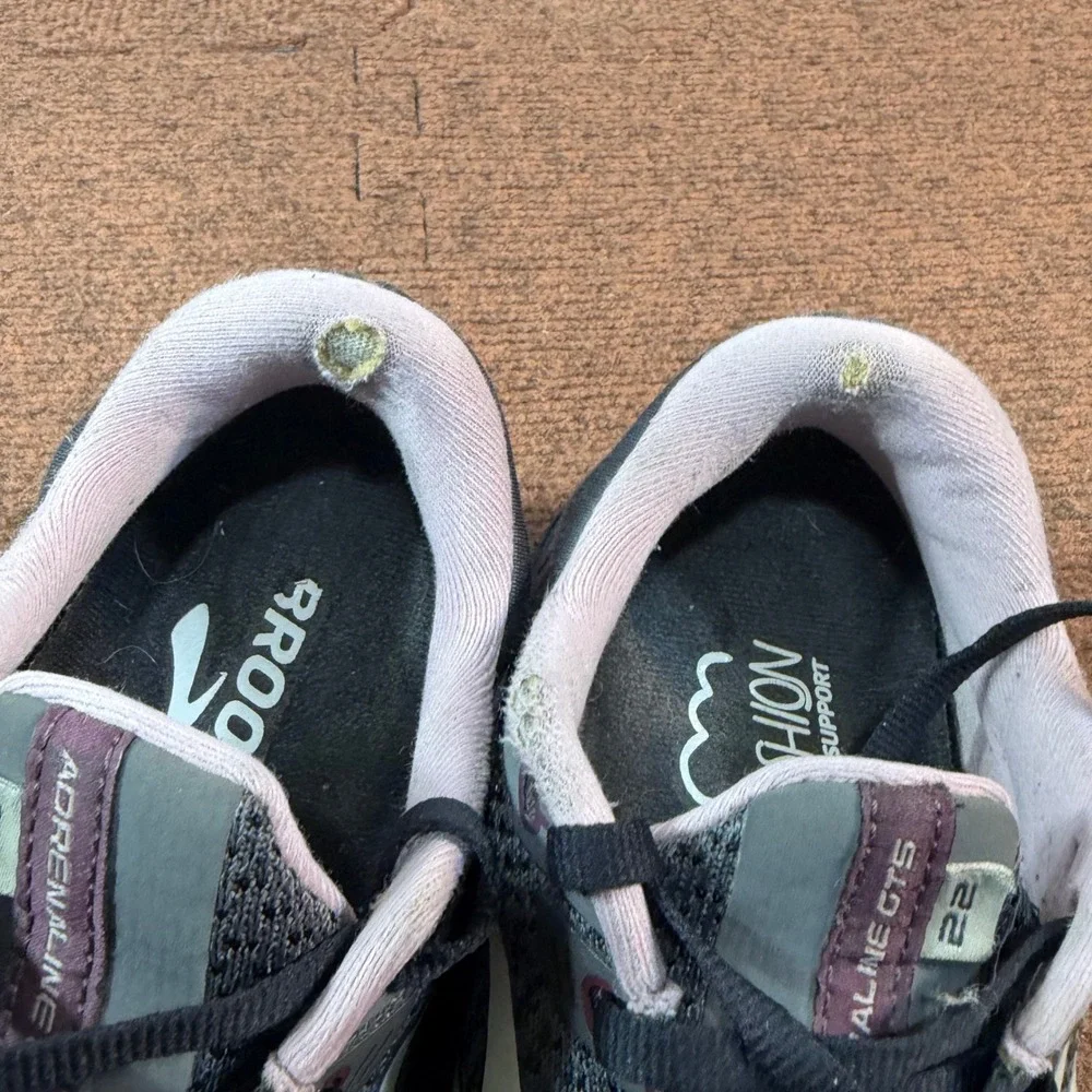 Brooks adrenaline gts